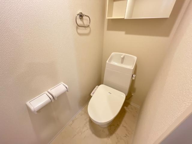 クローバーのトイレ|シャワー付トイレ