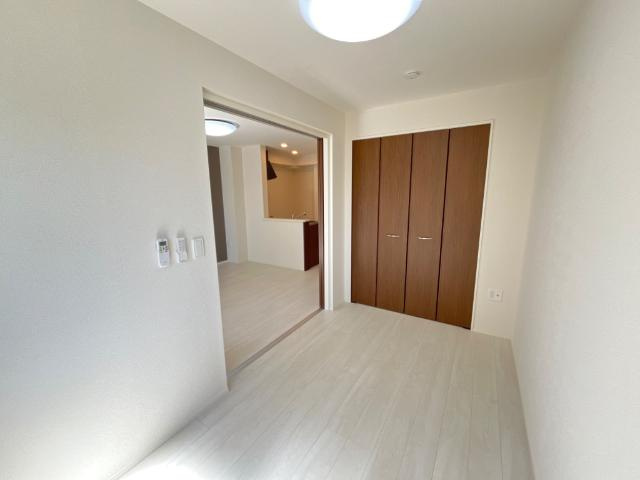 クローバーの洋室|洋室