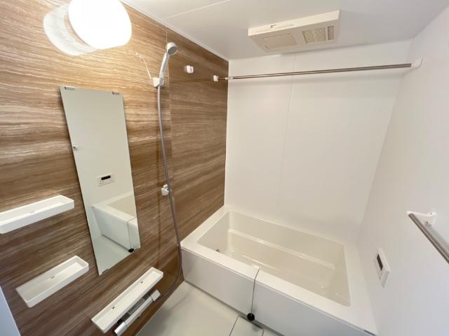 クローバーの浴室|バス