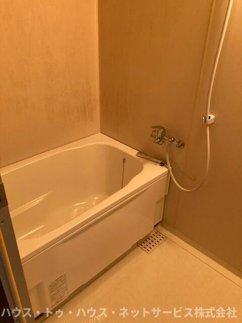 アドミナル２号棟の浴室