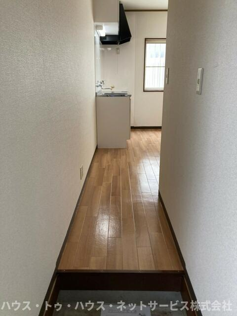 アドミナル２号棟の玄関