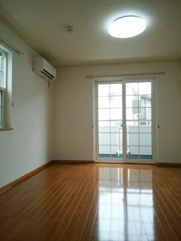 アムールアルファの居間・リビング