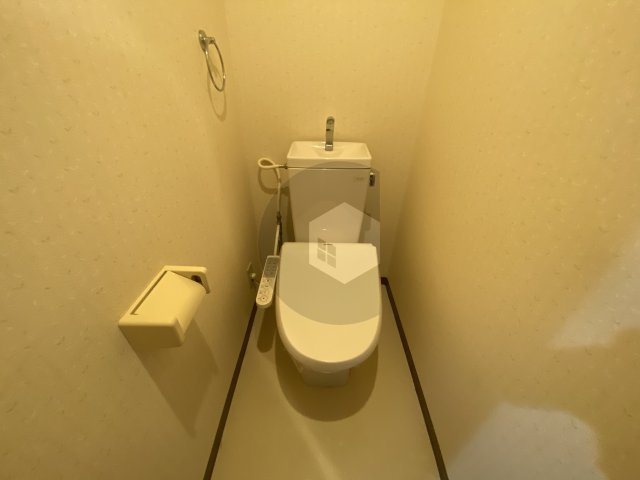 グランドオーク高井田のトイレ