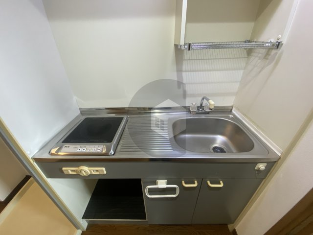 グランドオーク高井田のキッチン