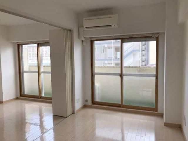 パシフィック早稲田の居間・リビング