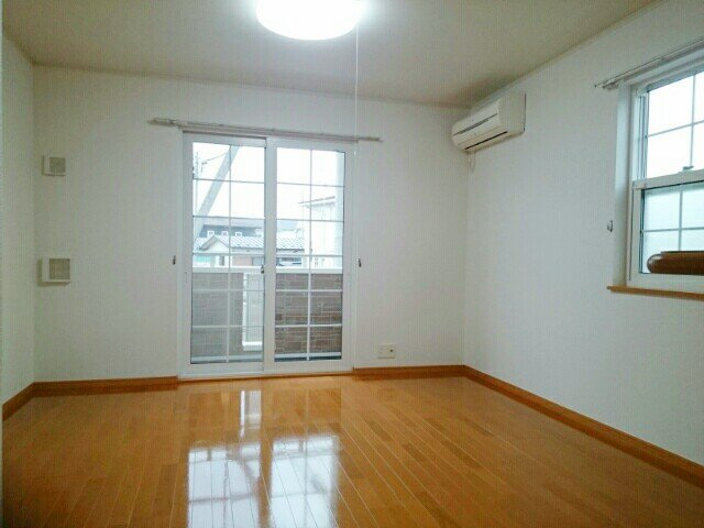 ラスタープレイスの居間・リビング