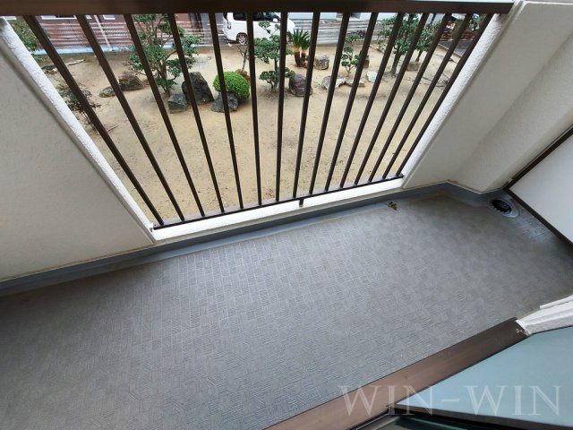 ハイライフ花中のバルコニー