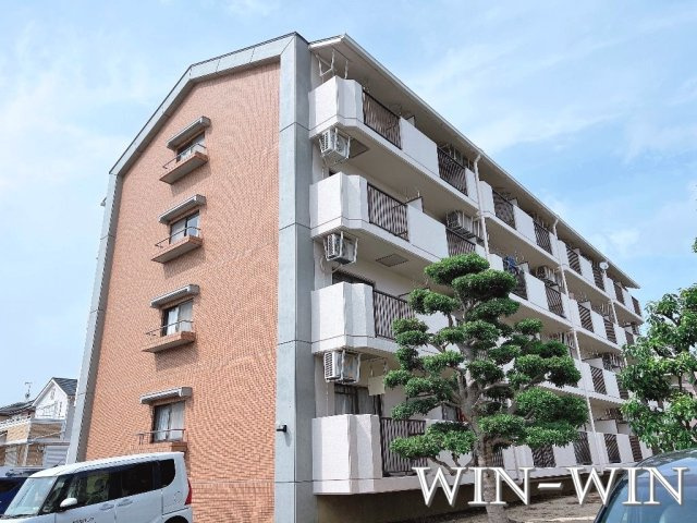 ハイライフ花中の外観