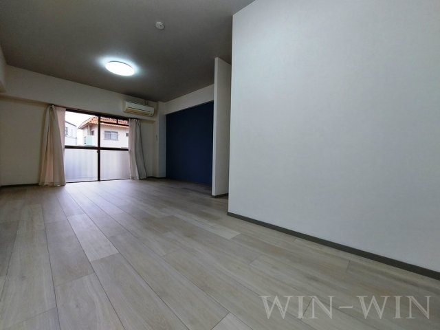 ハイライフ花中の居間・リビング