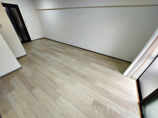 ハイライフ花中の居間・リビング