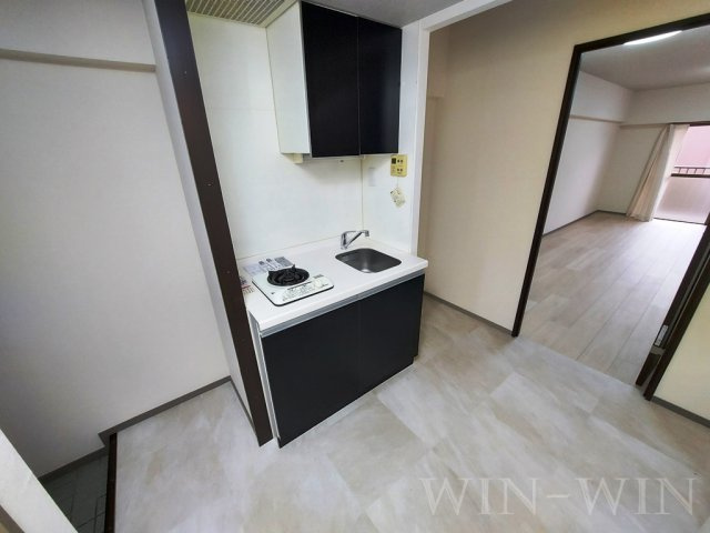 ハイライフ花中のキッチン