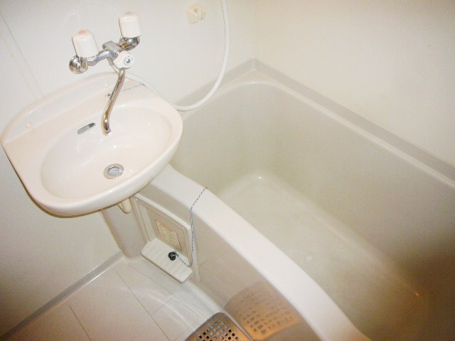 第16秋葉コーポの浴室