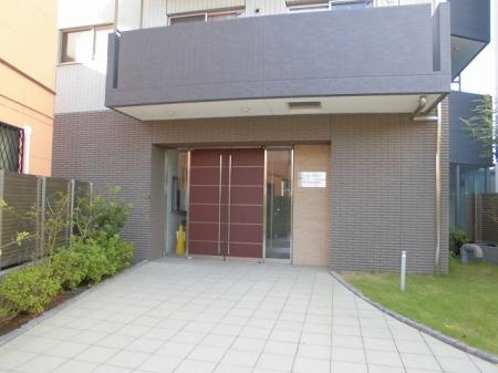 カーサ　フェリーチェ　柴又のエントランス