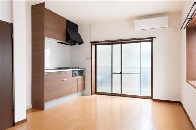 渋谷区代々木４丁目戸建の居間・リビング