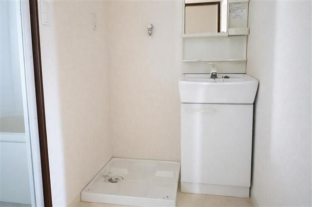 渋谷区代々木４丁目戸建の洗面所