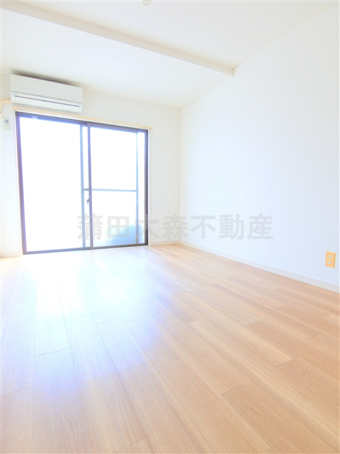 グラビス蒲田の居間・リビング