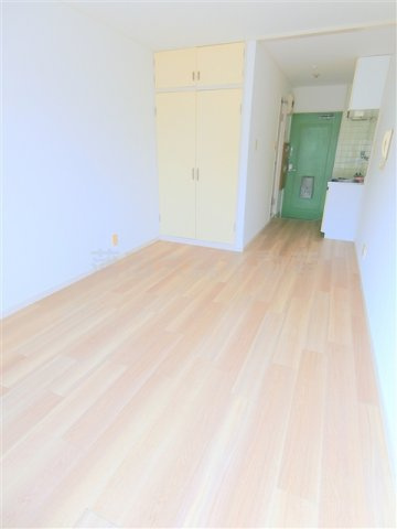 グラビス蒲田の居間・リビング