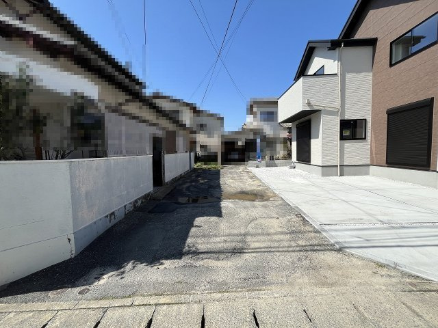 【その他】 | 福岡市早良区賀茂2丁目4期　1号棟（全1棟）【仲介手数料無料・0円】 | 現地写真。前面道路です。