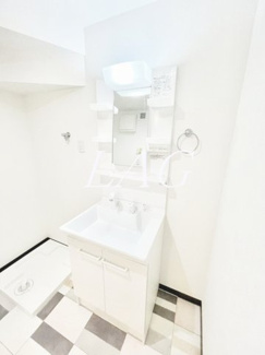 【洗面所】 | セレステ長津田 | 独立洗面台です。