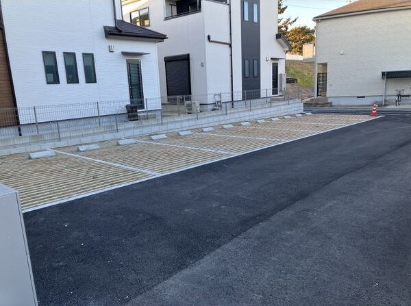 リーブルファイン下之一色町の駐車場