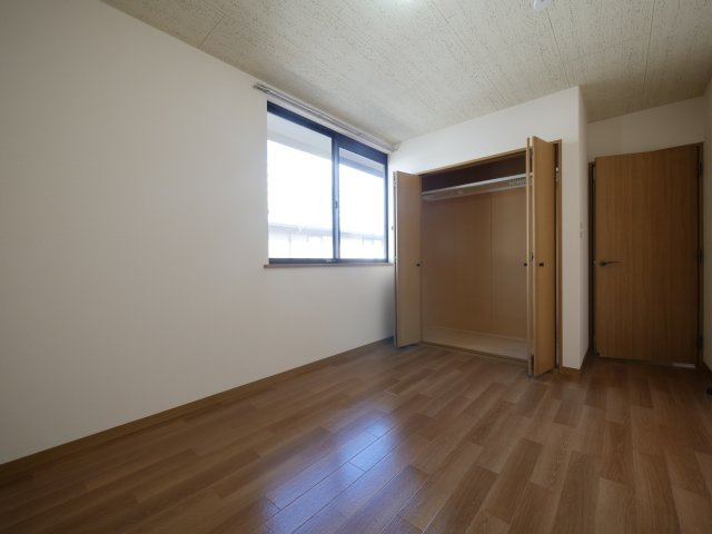 ドリームタウンⅡ　ダンボの収納