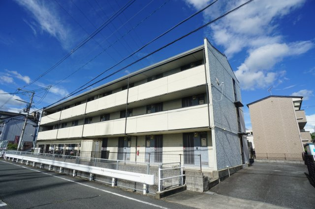 レオパレス冨田の居間・リビング|お部屋によって設備が異なる場合がございます