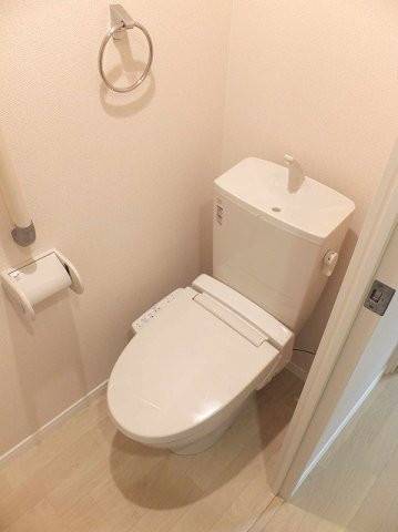 レオネクストコミンチャーレ九条のその他|温水洗浄便座付　