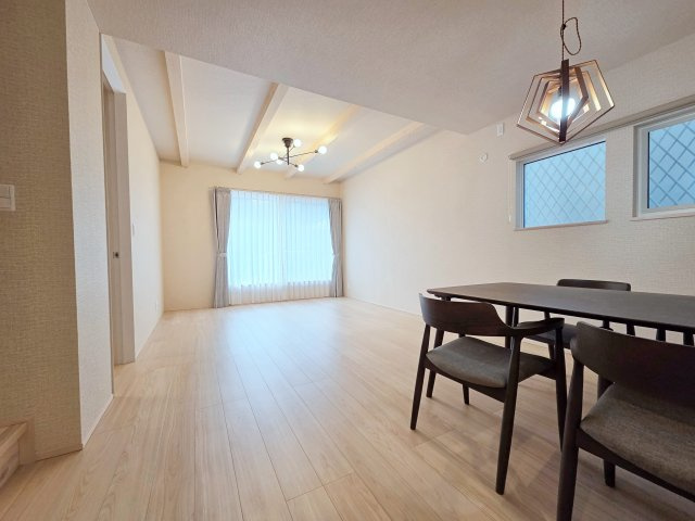 【居間・リビング】 | 知多市八幡中島