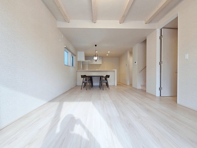 【居間・リビング】 | 知多市八幡中島