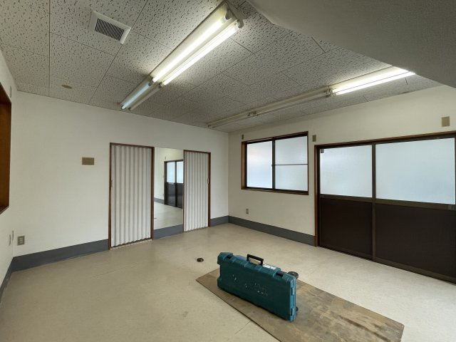 三友ビルの内装