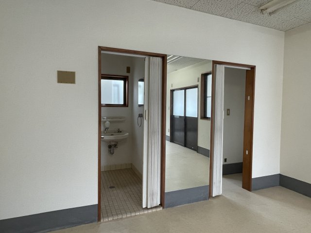 三友ビルの内装