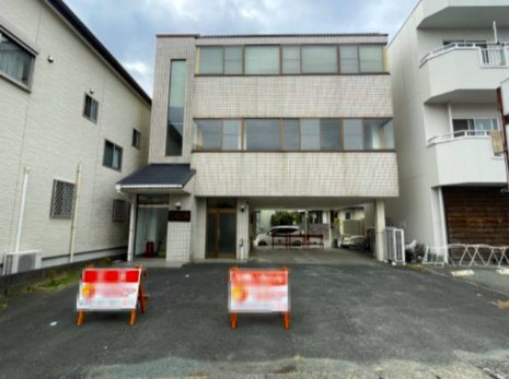 三友ビルの外観