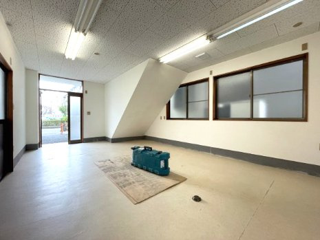 三友ビルの内装