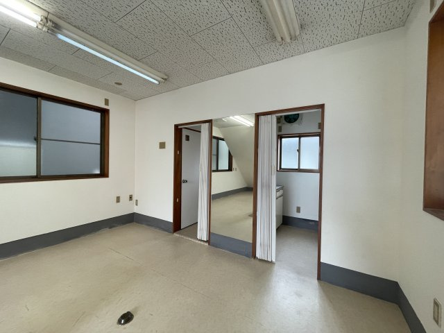 三友ビルの内装