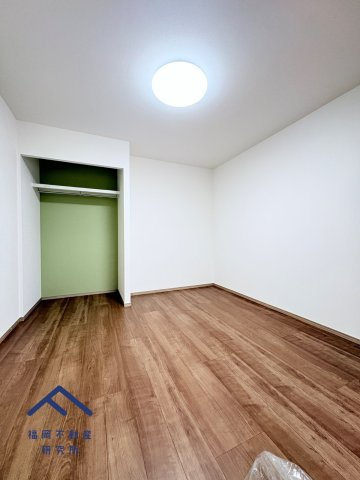 アムール堤の洋室