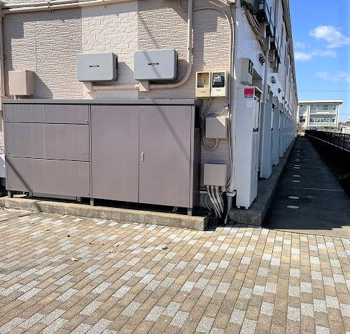 レオパレス旭２のエントランス