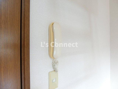 【セキュリティ】 | クレール成田 | インターホンで来客の確認ができます。