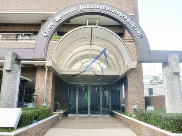 ライオンズマンション亀戸蔵前橋通りのエントランス|エントランスです。