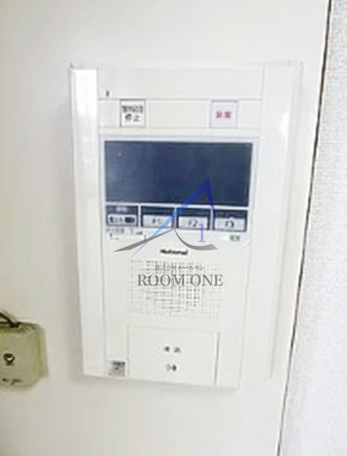 ライオンズマンション亀戸蔵前橋通りのセキュリティ|モニター付きインターホンです。