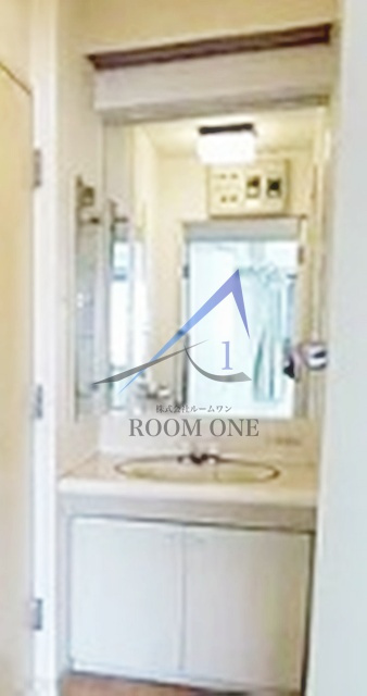 ライオンズマンション亀戸蔵前橋通りの洗面所|洗面台です。