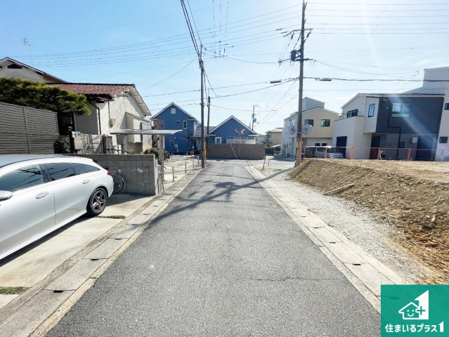 宇治市大久保町上ノ山　第1期　新築一戸建ての前面道路含む現地写真|周辺は落ち着いた街並みの住宅地！子育てがしやすい住環境です！まだ未完成ですが、現地でしかわからない事もございます。是非一度ご覧ください。