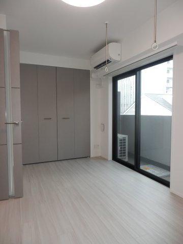 ユリカロゼAZ西台の洋室