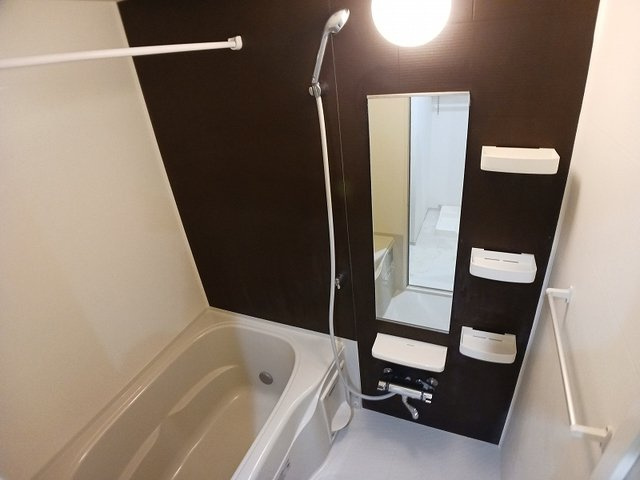 【浴室】 | シェーナ下到津 | ゆったり過ごせるお風呂です