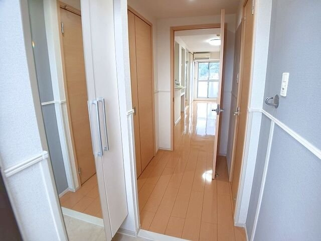 【玄関】 | シェーナ下到津 | 玄関です