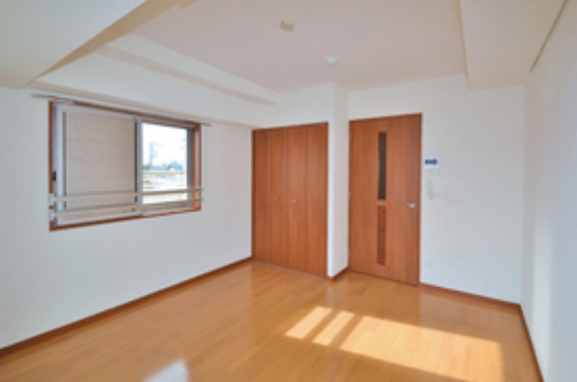 コーマ ディ ルッソの居間・リビング