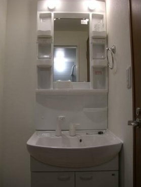 コーマ ディ ルッソの洗面所