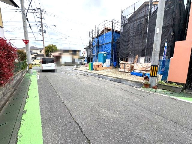【その他】 | 福岡市早良区有田6丁目1期　1号棟（全2棟）【仲介手数料無料・0円】 | 現地写真。前面道路です。