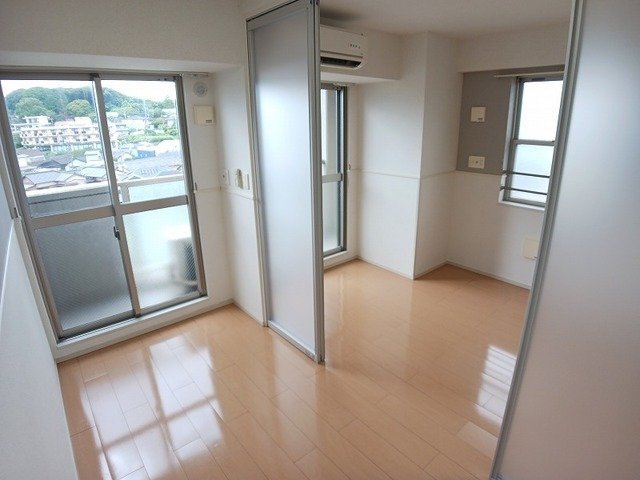 【内装】 | シェーナ下到津 | きれいな内装です