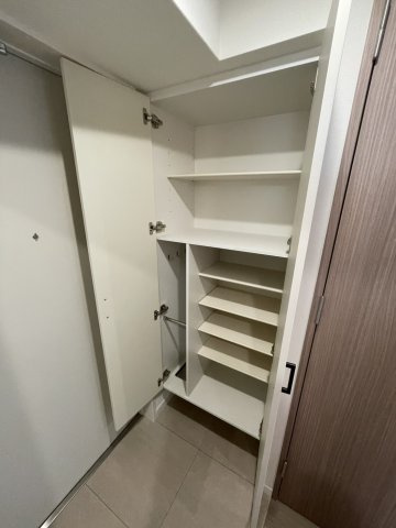 D.Clarest本庄東FJREの収納