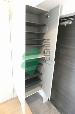 【玄関】 | 三島マンション博多駅東 | 下駄箱もしっかりついてます！